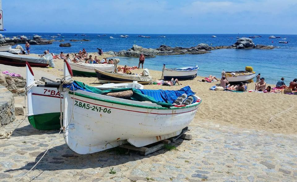 Acampale - Glamping Costa Brava - Calella De Palafrugell Hotel Buitenkant foto